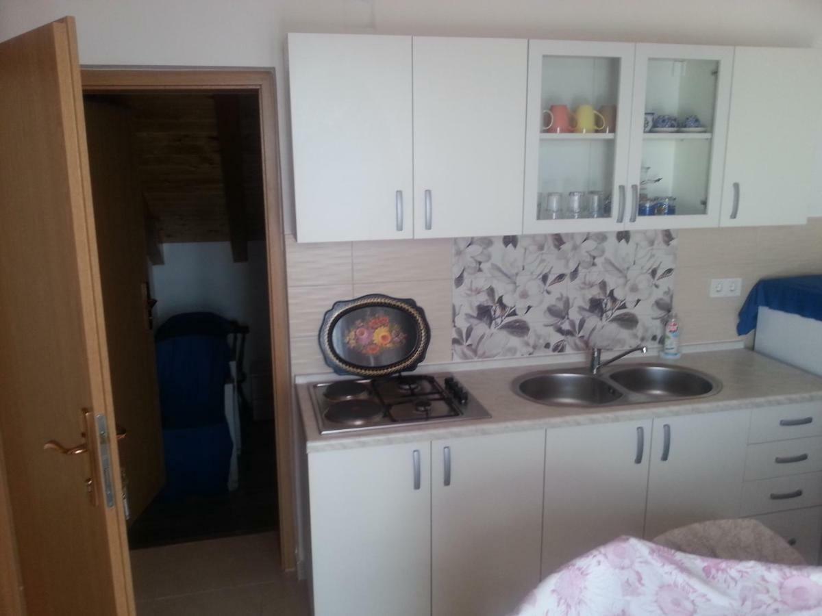 Apartmani Milisa L 普利莫顿 外观 照片